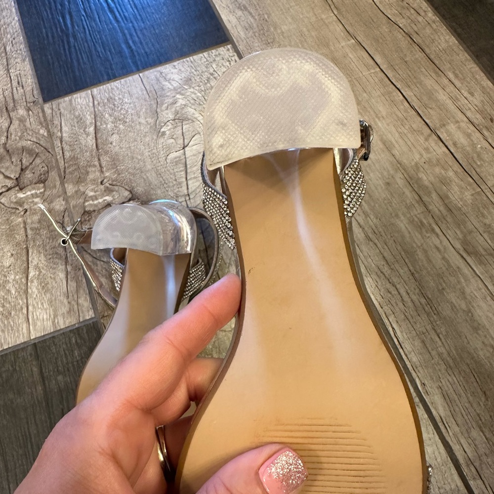 Brand New Steve Madden Gorgeous Rhinestone Heels with Clear Block 10 - Picture 14 of 17